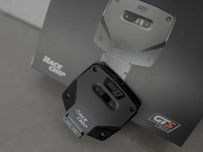 Power Box Race Chip — BMW M4 Competition G82